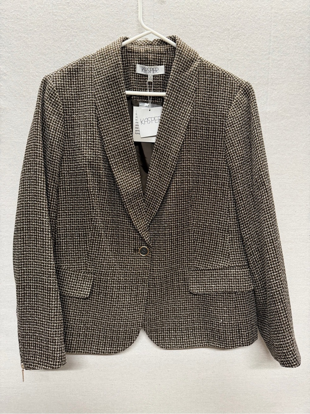 NWT Kasper Houndstooth Single Button Blazer - size 18